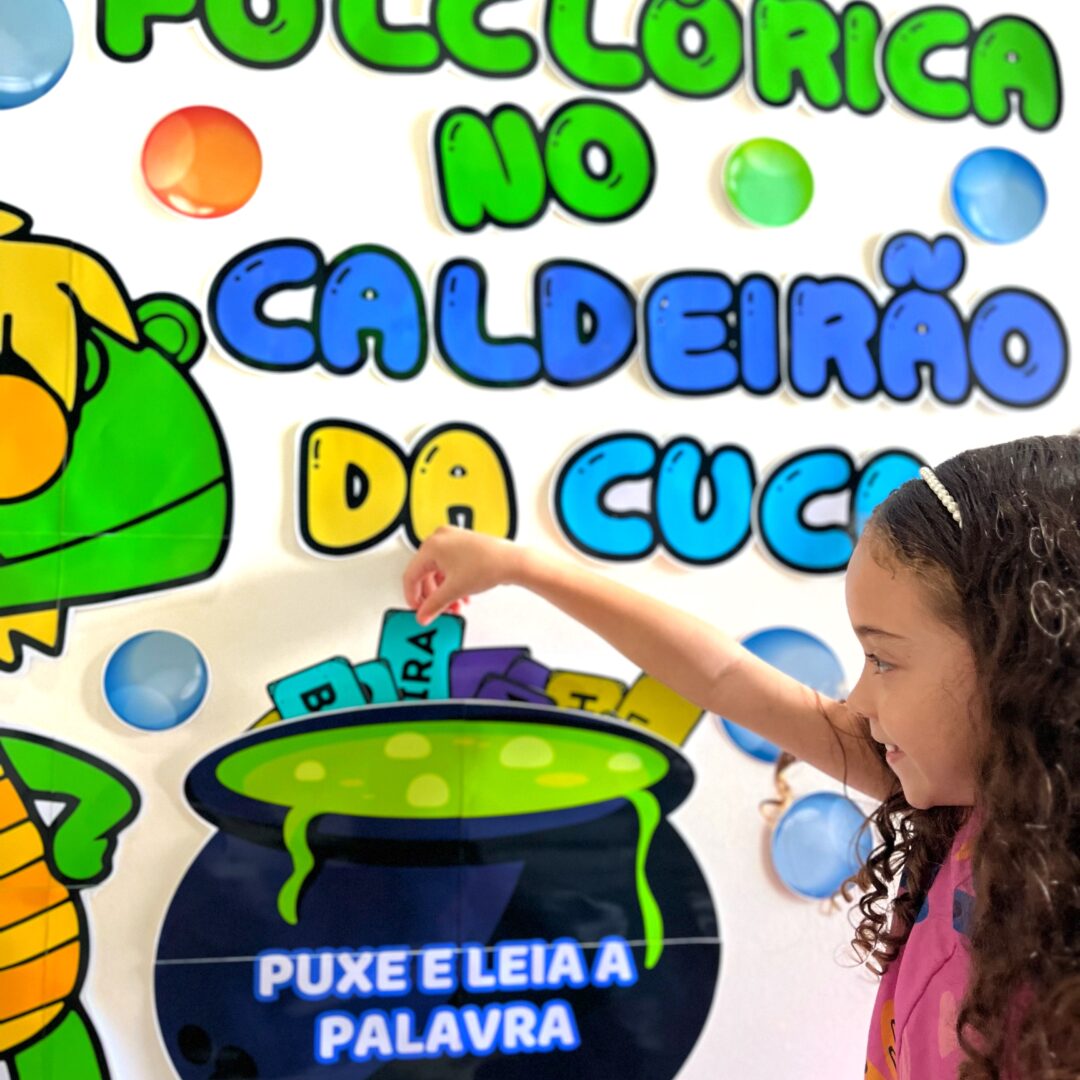 Leitura folclórica no caldeirão da CUCA